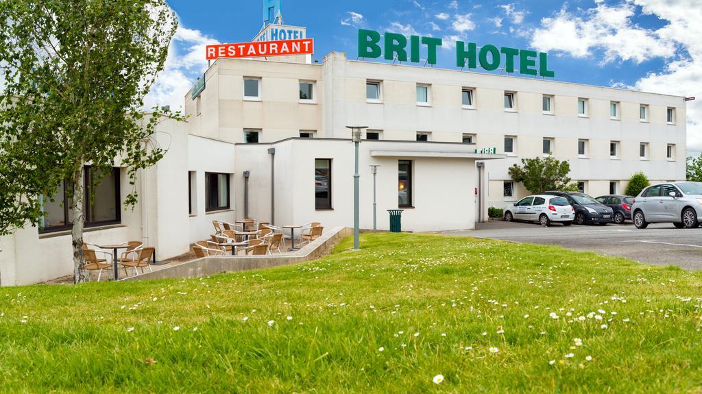 Brit Hotel Rennes Cesson Bagian luar foto